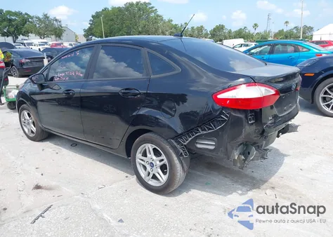 2018 Ford Fiesta Se z USA, uszkodzony, nr VIN 3FADP4BJXJM133847